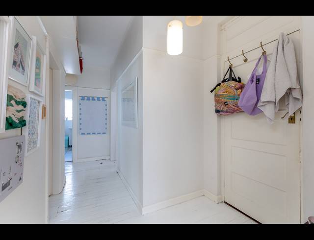 3 BEDROOM APARTMENT RENTED IN VREDEHOEK
